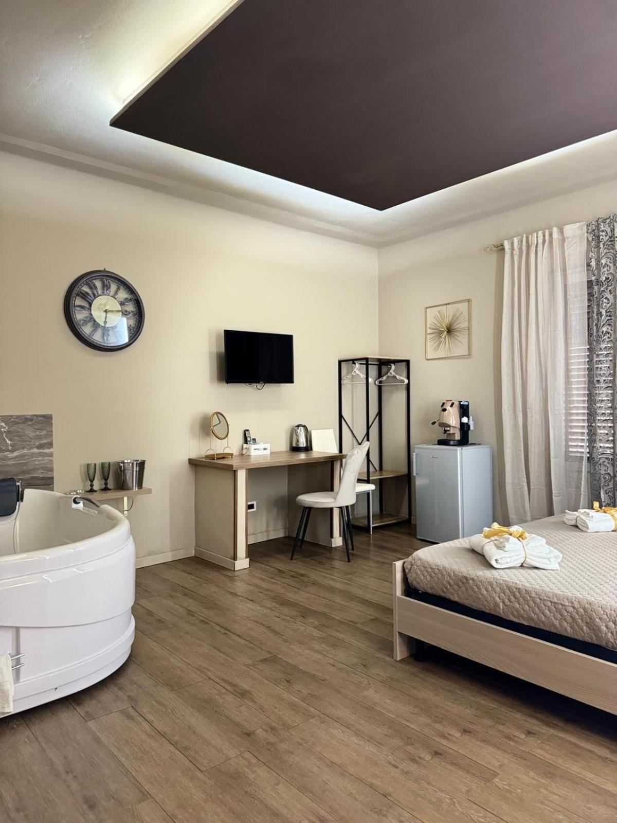 Bibi Rooms And Suite Palermo Exterior photo
